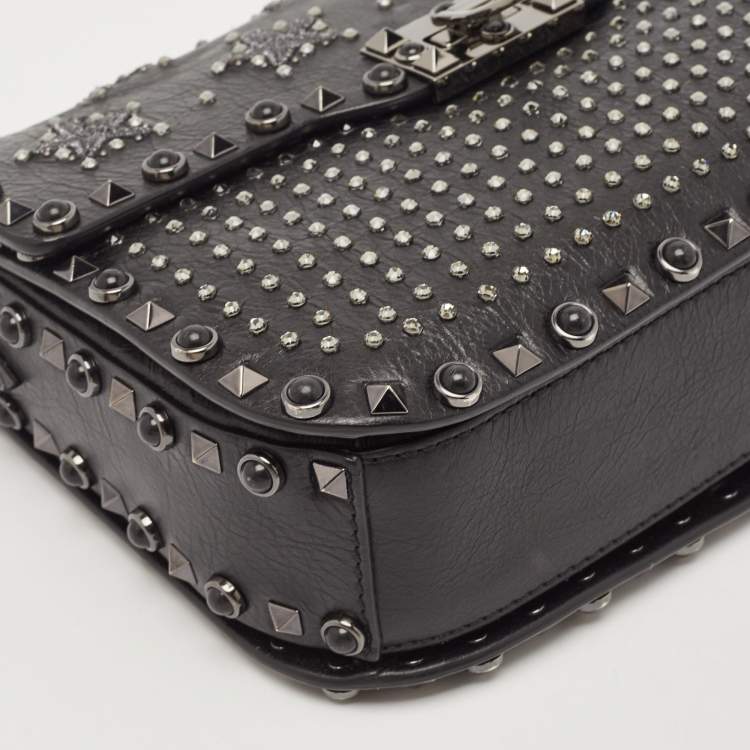 Pre Owned Valentino Black Leather Medium Star Crystal Rolling Rockstud Shoulder Bag