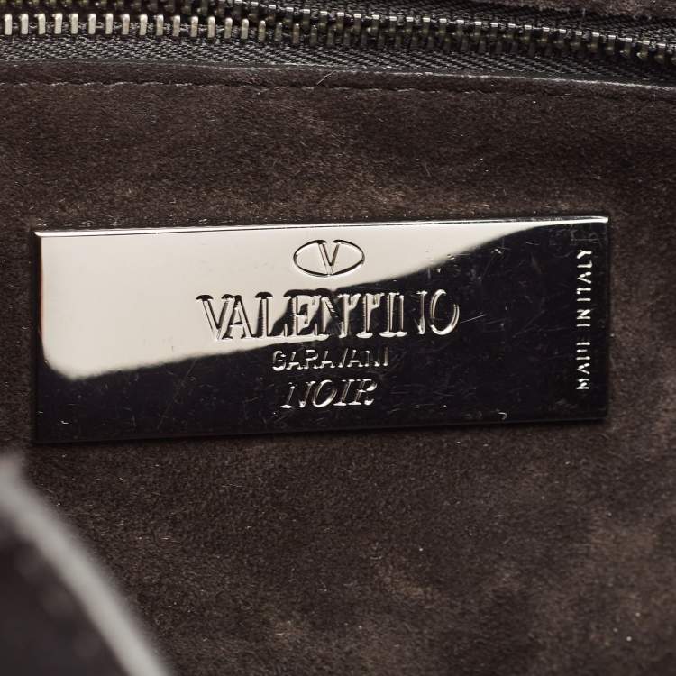 Pre Owned Valentino Black Leather Medium Star Crystal Rolling Rockstud Shoulder Bag