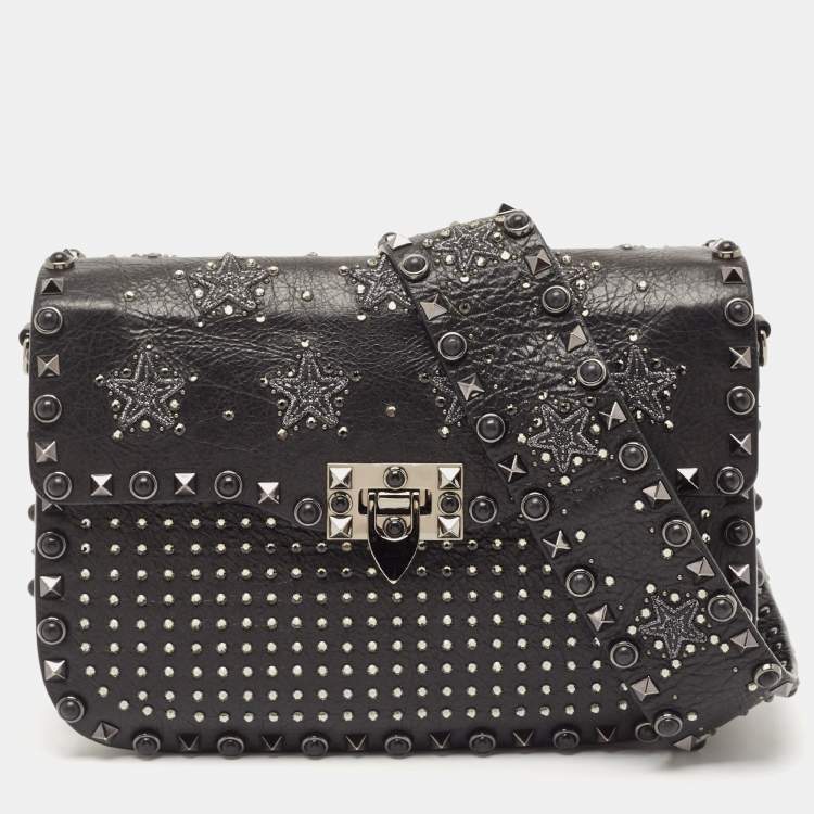 Pre Owned Valentino Black Leather Medium Star Crystal Rolling Rockstud Shoulder Bag