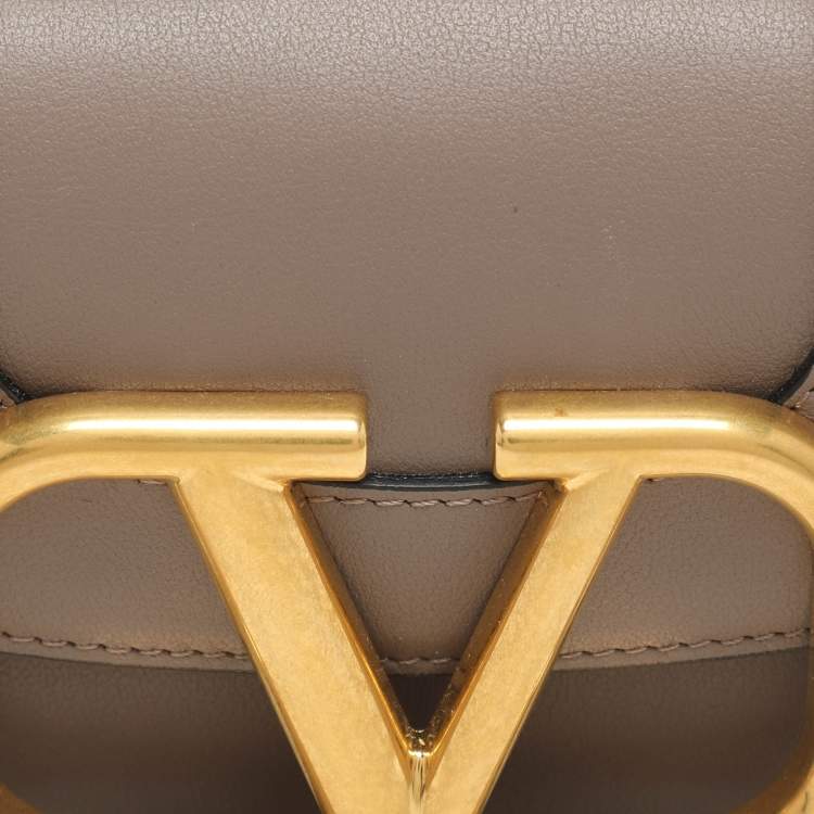 Pre Owned Valentino Beige Leather Mini Supervee Belt Bag