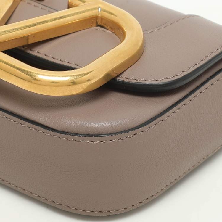 Pre Owned Valentino Beige Leather Mini Supervee Belt Bag