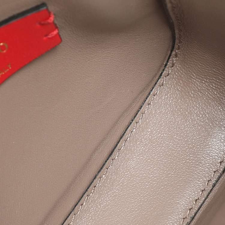 Pre Owned Valentino Beige Leather Mini Supervee Belt Bag