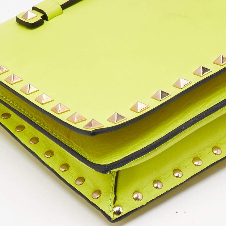 Pre Owned Valentino Neon Yellow Leather Rockstud Flap Wristlet Clutch