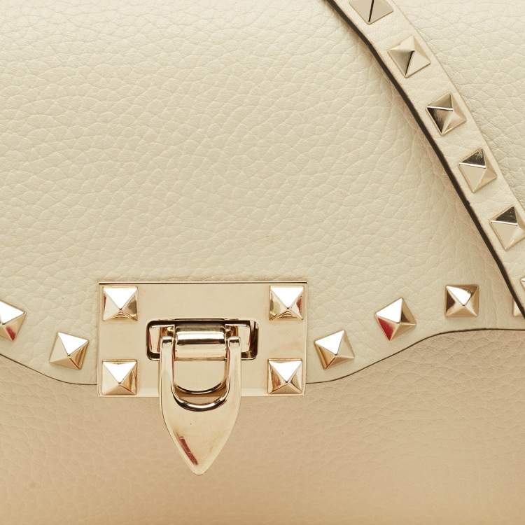 Pre Owned Valentino Off White Leather Rockstud Flap Shoulder Bag