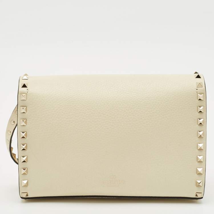 Pre Owned Valentino Off White Leather Rockstud Flap Shoulder Bag