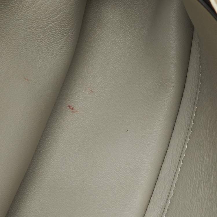 Pre Owned Valentino Off White Leather Medium Roman Stud Top Handle Bag