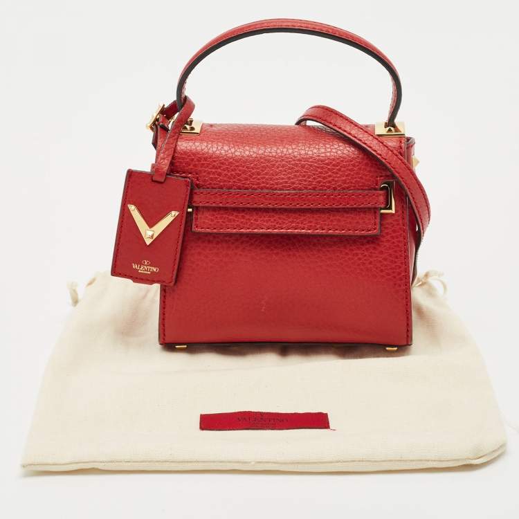مملوكة مسبقًا Valentino Red Leather Mini My Rockstud Top Handle Bag