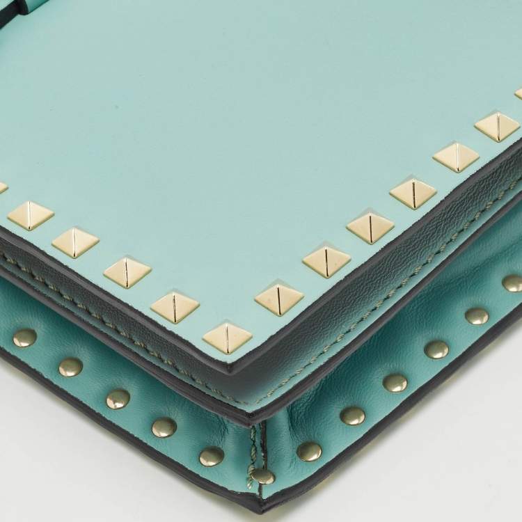 Pre Owned Valentino Light Green Leather Rockstud Flap Wristlet Clutch