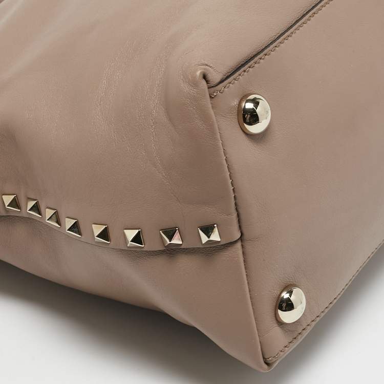Pre Owned Valentino Beige Leather Rockstud Dome Satchel