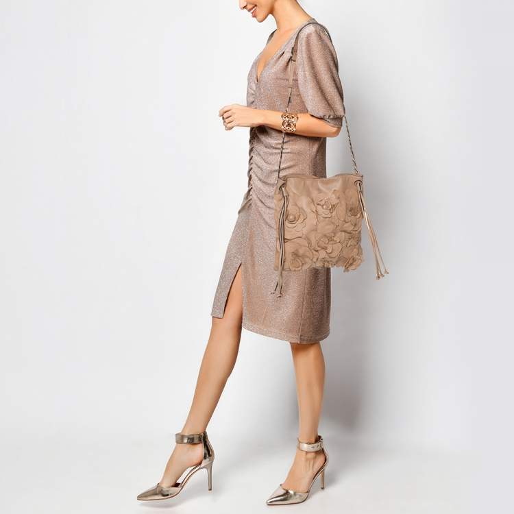 Pre Owned Valentino Beige Leather Floral Applique Shoulder Bag