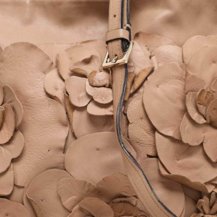 Pre Owned Valentino Beige Leather Floral Applique Shoulder Bag