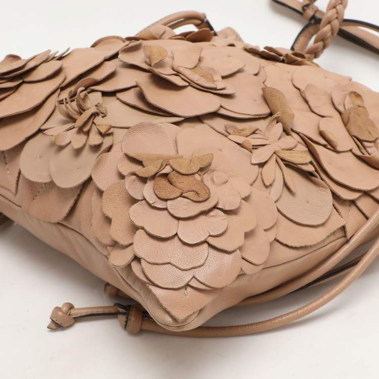 Pre Owned Valentino Beige Leather Floral Applique Shoulder Bag