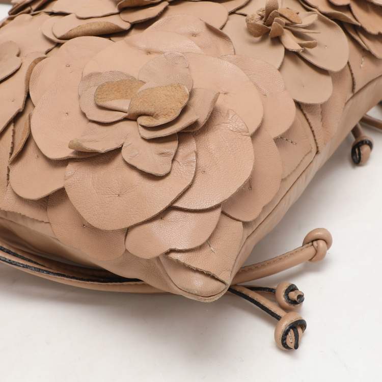 Pre Owned Valentino Beige Leather Floral Applique Shoulder Bag