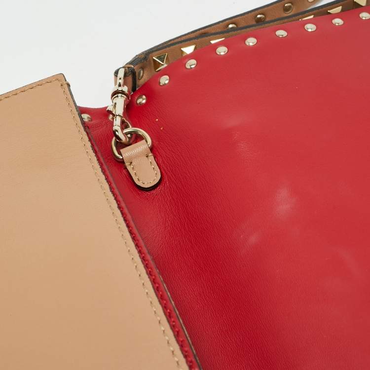 Pre Owned Valentino Beige Leather Rockstud Flap Wristlet Clutch