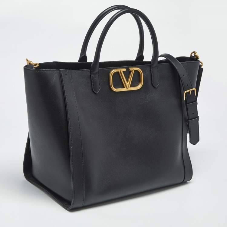 Pre Owned Valentino Black Leather VLogo Signature Tote