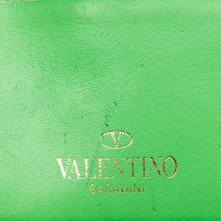 Pre Owned Valentino Neon Green Leather Rockstud Keychain Card Holder
