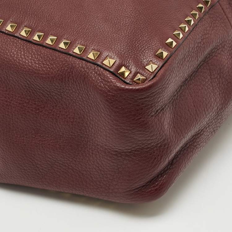 Pre Owned Valentino Burgundy/Beige Leather Rockstud Reversible Tote