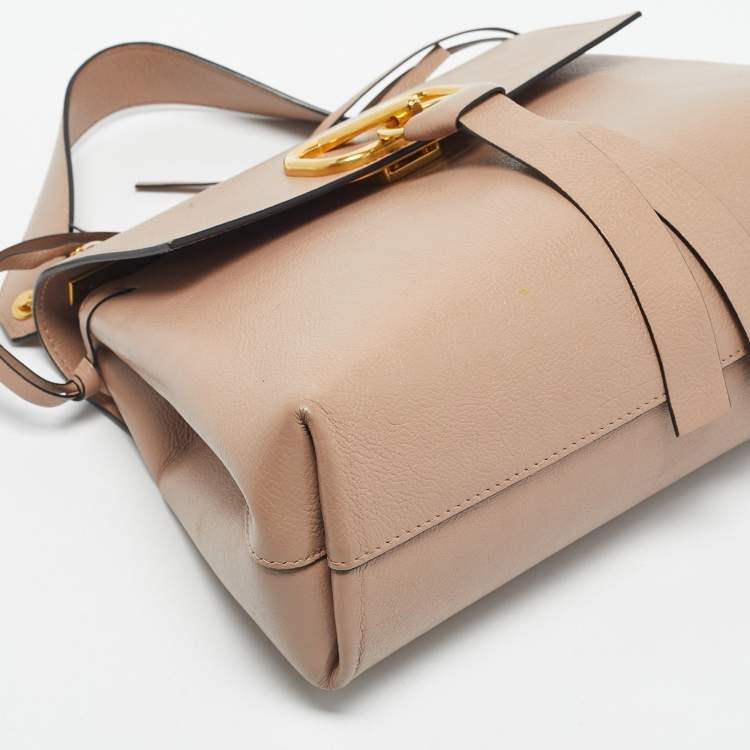 Pre Owned Valentino Beige Leather Vring Top Handle Bag