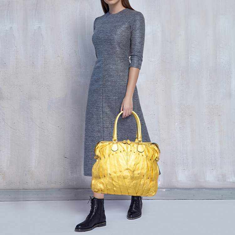 Pre Owned Valentino Metallic Gold Leather Maison Pintucked Rockstud Shopper Tote
