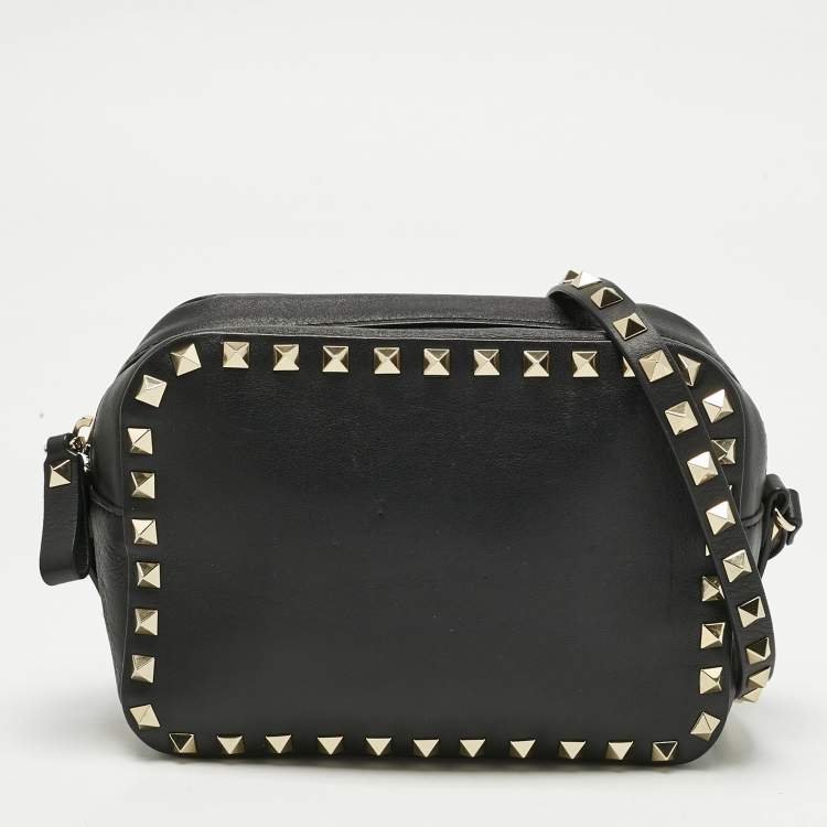 Pre Owned Valentino Black Leather Rockstud Camera Crossbody Bag