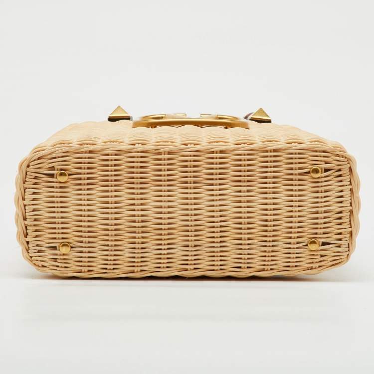 Pre Owned Valentino Beige/Brown Wicker And Leather Vlogo Signature Bucket Bag