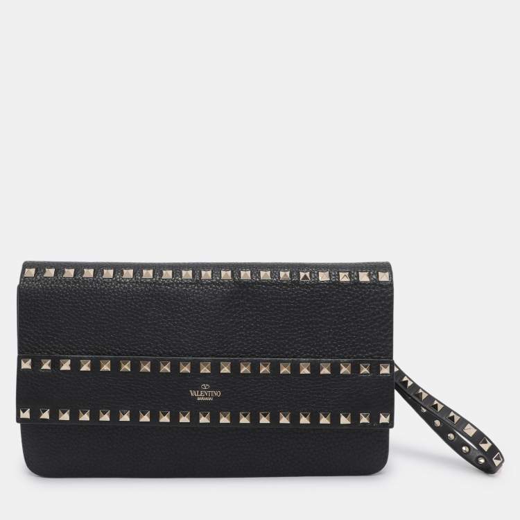 Pre Owned Valentino Black Leather Rockstud Wristlet Clutch
