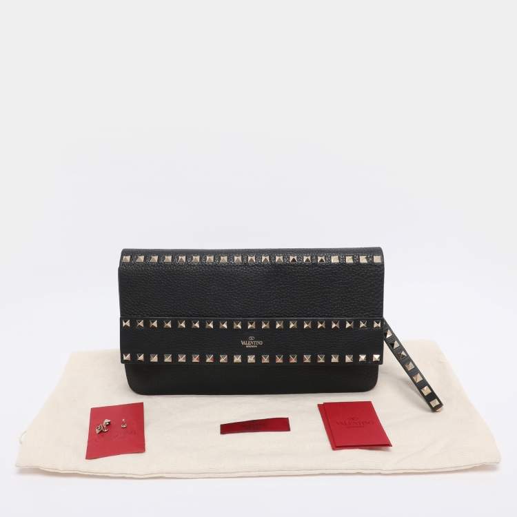 Pre Owned Valentino Black Leather Rockstud Wristlet Clutch