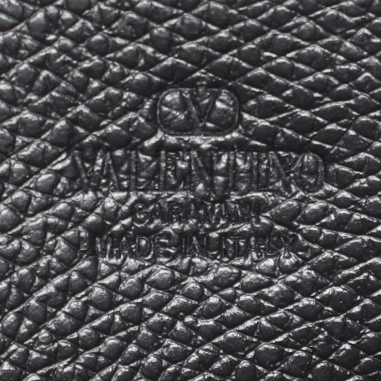 Pre Owned Valentino Black Leather VLogo Zip Pouch Clutch
