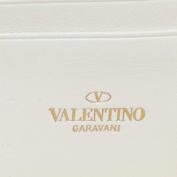 Pre Owned Valentino White Quilted Leather Roman Stud Wallet On Chain