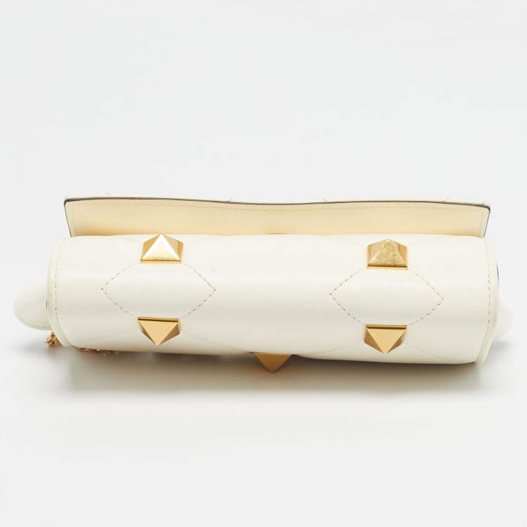 Pre Owned Valentino White Quilted Leather Roman Stud Wallet On Chain