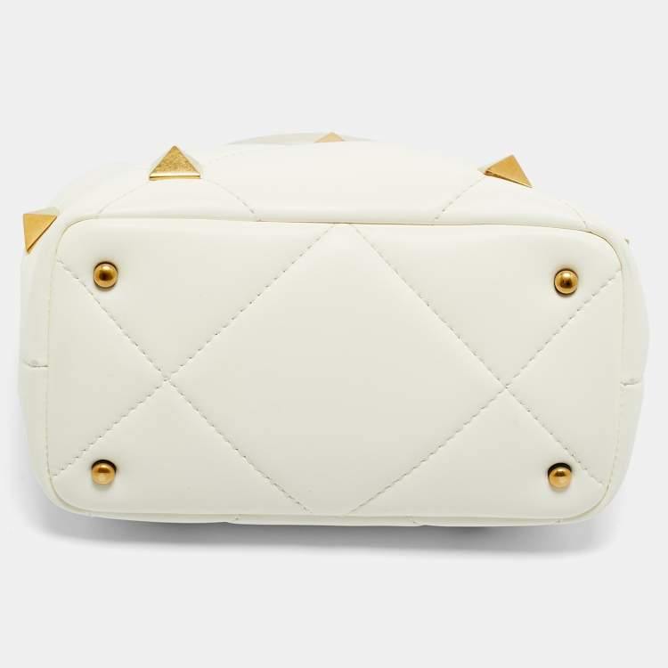 Pre Owned Valentino Cream Quilted Leather Small Roman Stud Top Handle Bag