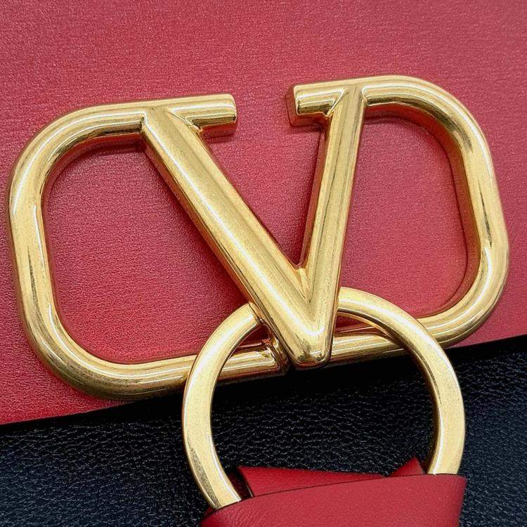 Pre Owned Valentino Black/Red Leather V-Ring Shoulder Bag