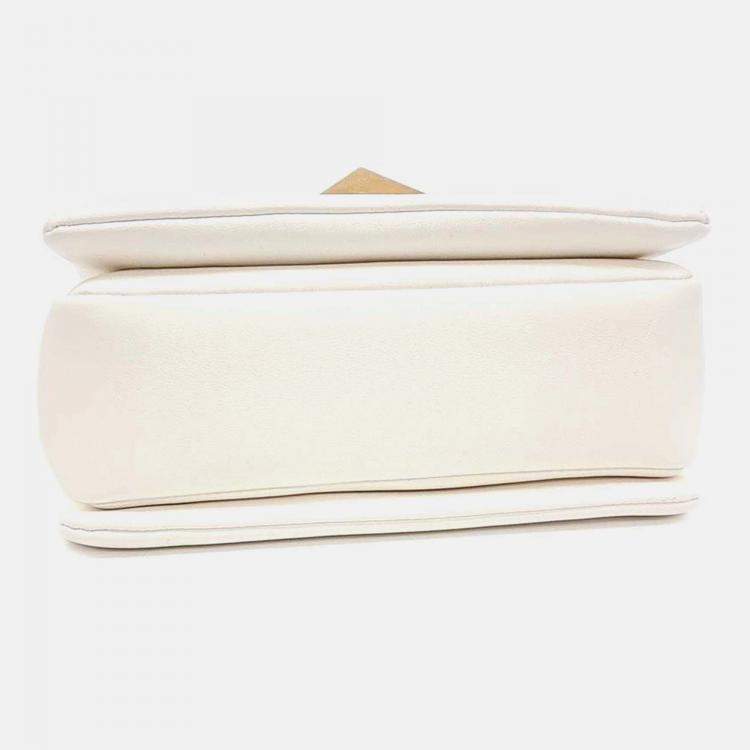 Pre Owned Valentino Cream Leather One Stud Chain Shoulder Bag