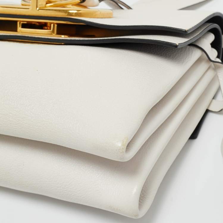 Pre Owned Valentino White Leather VRing Shoulder Bag
