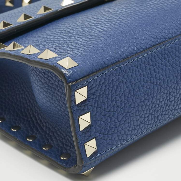 مملوكة مسبقًا Valentino Blue Leather Rockstud Flap Crossbody Bag