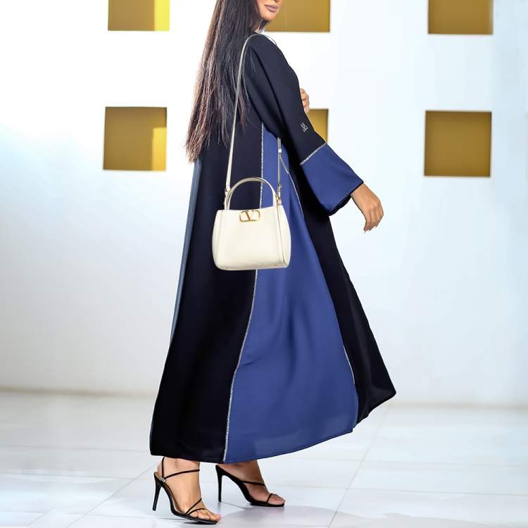 Pre Owned Valentino Off White Leather All time Tote