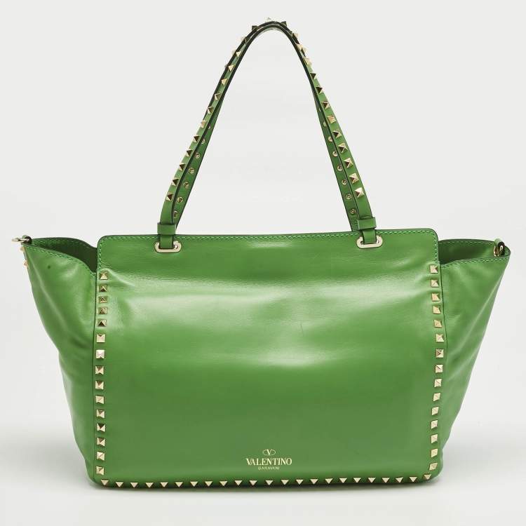 Pre Owned Valentino Green Leather Medium Rockstud Trapeze Tote