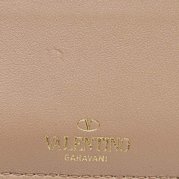 Pre Owned Valentino Beige Quilted Leather One Stud Card Case