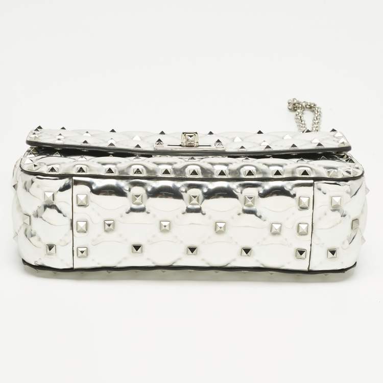 Pre Owned Valentino Silver Quilted Patent Leather Small Rockstud Spike Top Handle Bag