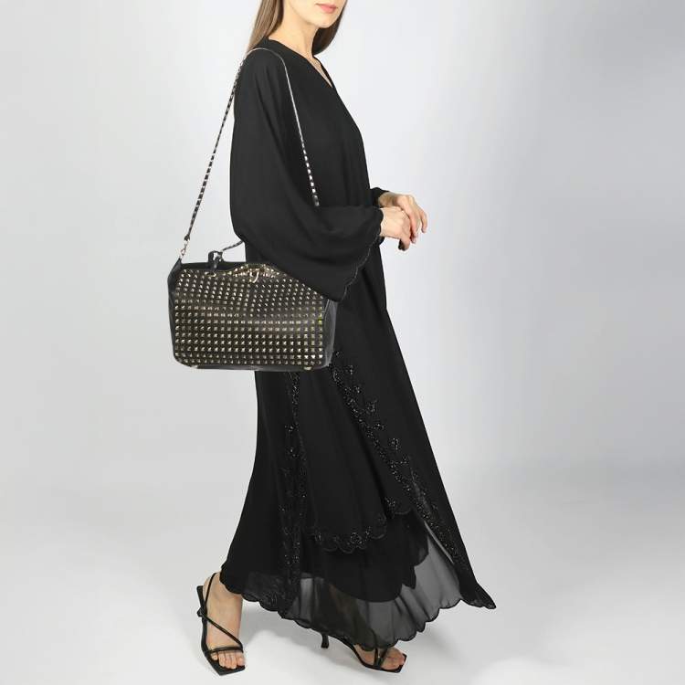 Pre Owned Valentino Black Leather Medium Rockstud Studded Trapeze Tote