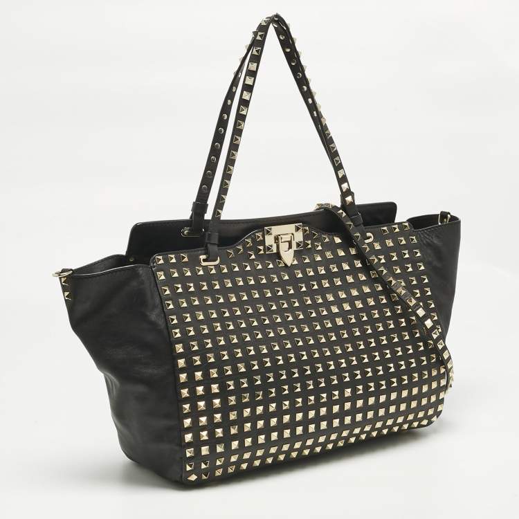 Pre Owned Valentino Black Leather Medium Rockstud Studded Trapeze Tote