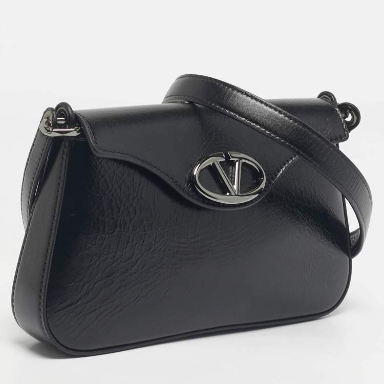 Pre Owned Valentino Black Leather The Bold VLogo Shoulder Bag
