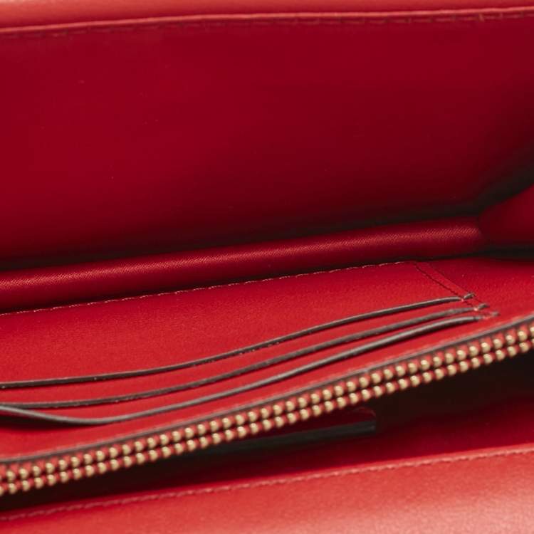 Pre Owned Valentino Red Leather VRing Chain Crossbody Bag
