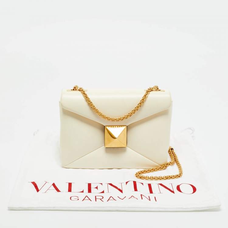Pre Owned Valentino Off White Leather One Stud Chain Shoulder Bag