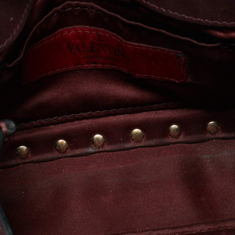 Pre Owned Valentino Burgundy Leather Rockstud Wallet On Chain