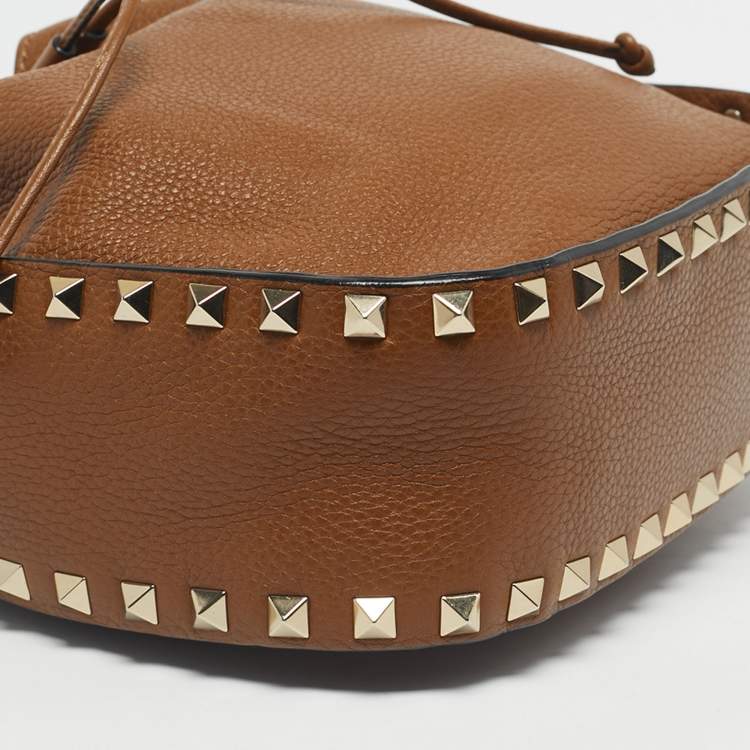Pre Owned Valentino Brown Leather Rockstud Drawstring Bucket Bag