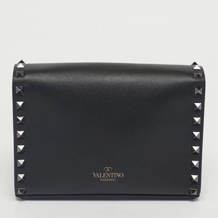 Pre Owned Valentino Black Leather Rockstud Flap Crossbody Bag