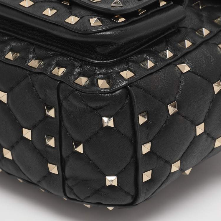 Pre Owned Valentino Black Quilted Leather Medium Rockstud Spike Top Handle Bag