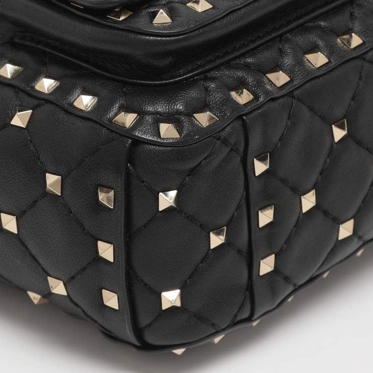 Pre Owned Valentino Black Quilted Leather Medium Rockstud Spike Top Handle Bag