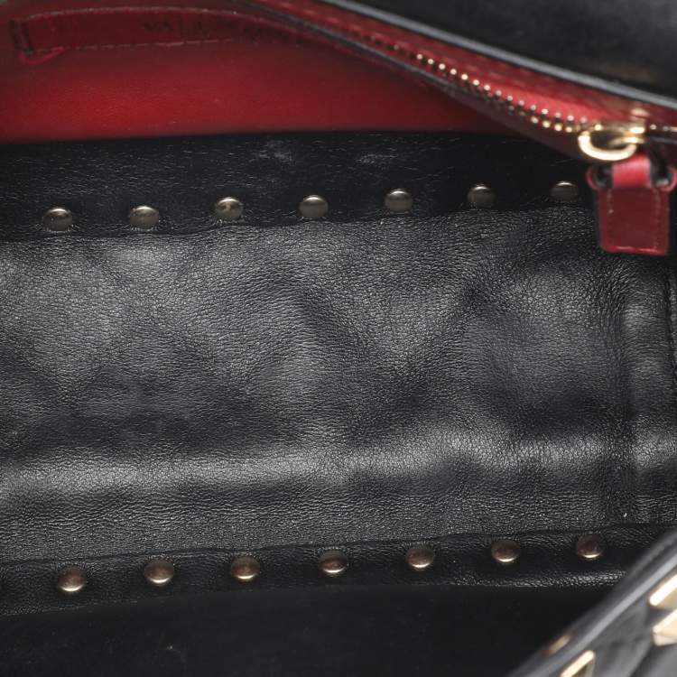 Pre Owned Valentino Black Quilted Leather Medium Rockstud Spike Top Handle Bag